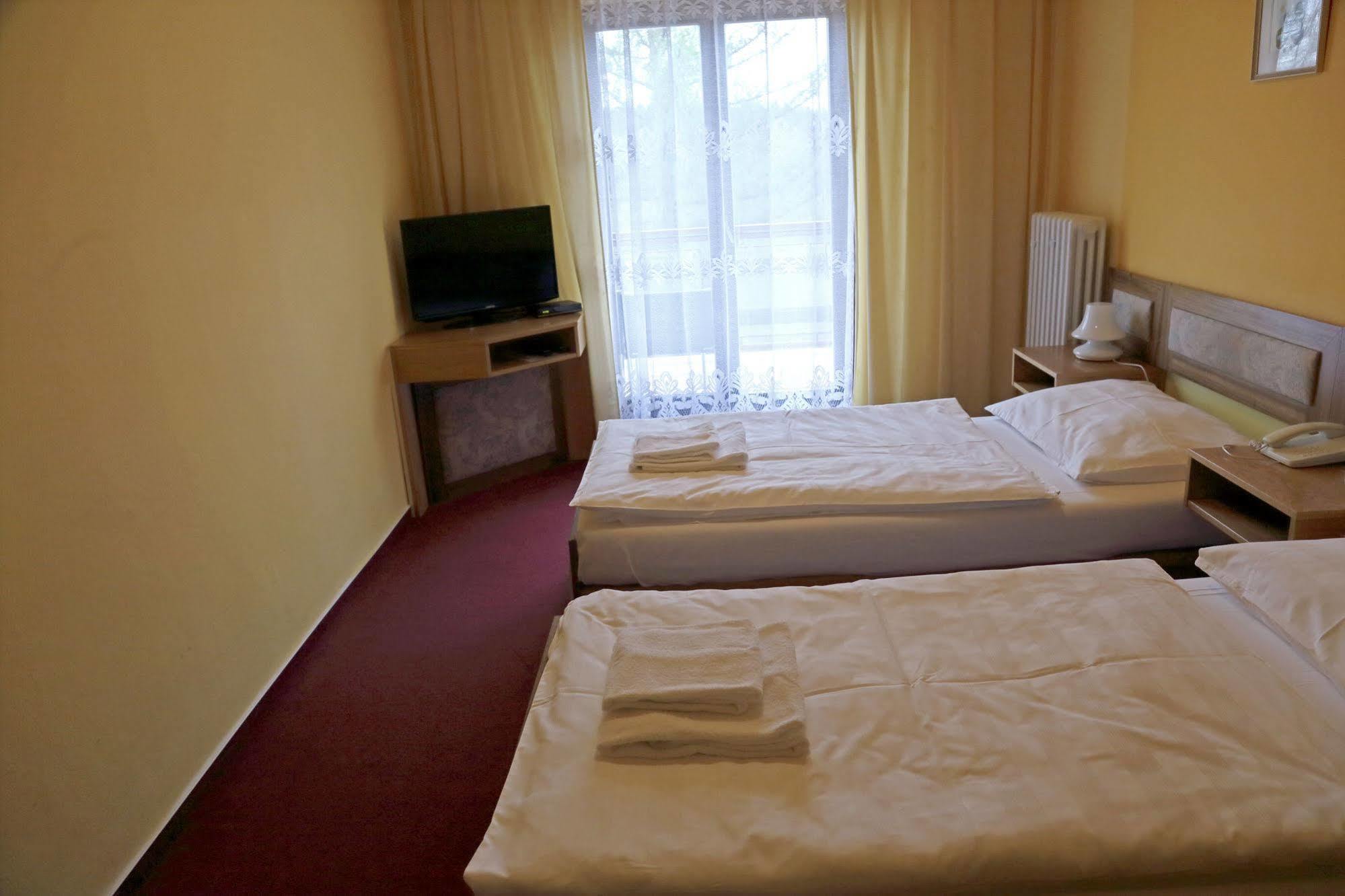 Resort Hotel Zvikov Zvíkovské Podhradí Exterior foto